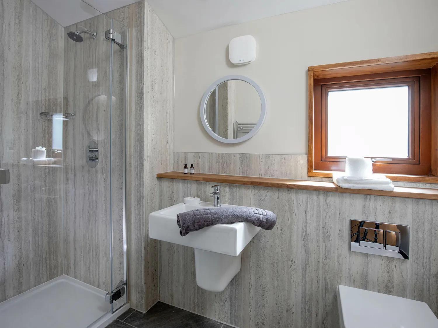 Mouldsworth Delamere Forest Cabins - Forest Holidays מראה חיצוני תמונה